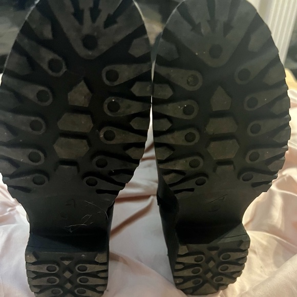 Black Moto style boots (6) - Picture 7 of 10